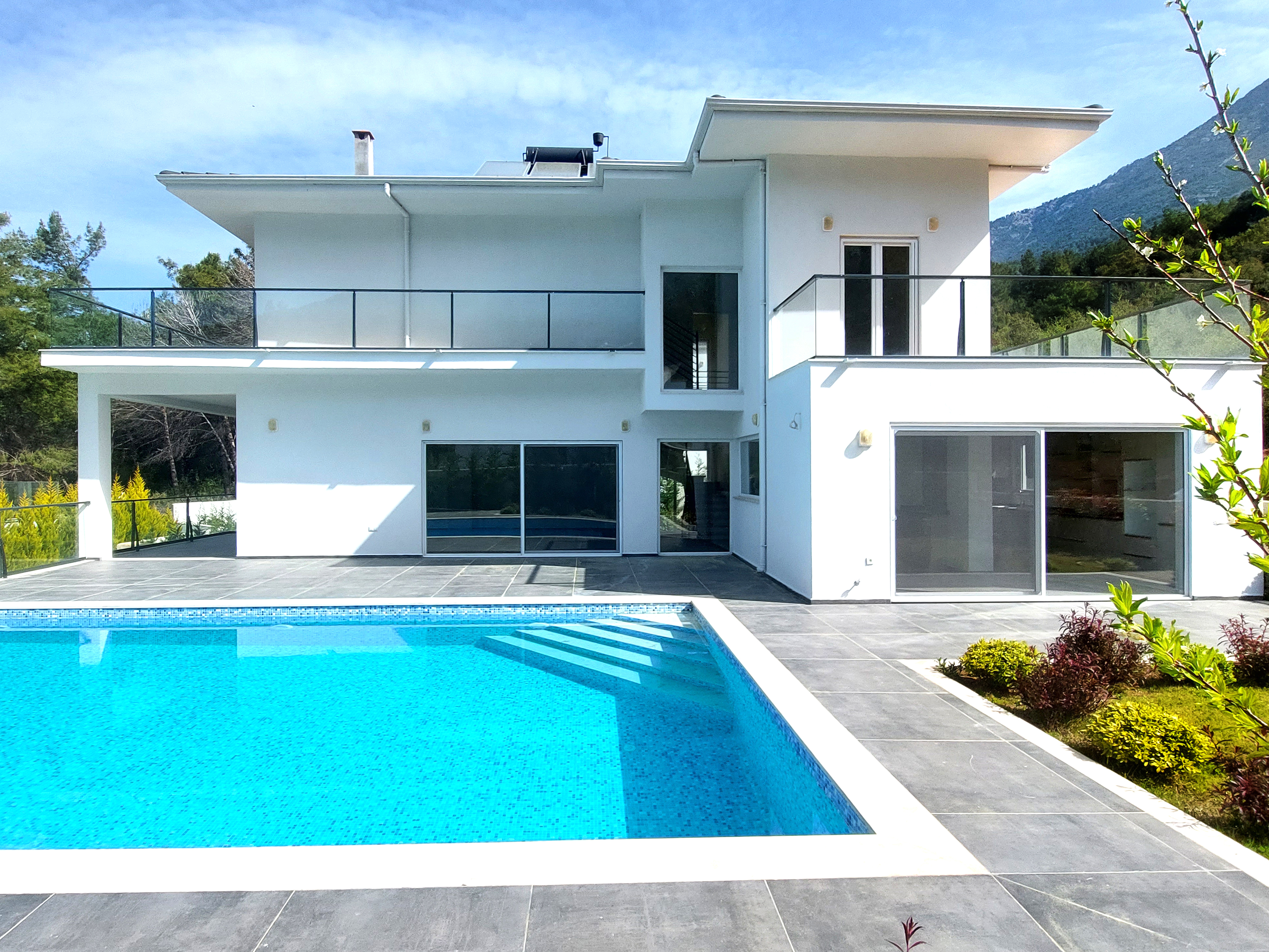 Impressive Luxury Villa in Ovacik Slide Image 1