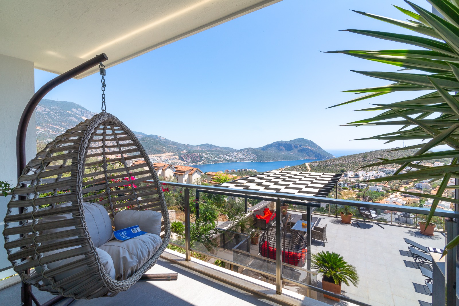 Stunning Luxury Villa in Kalkan Slide Image 17
