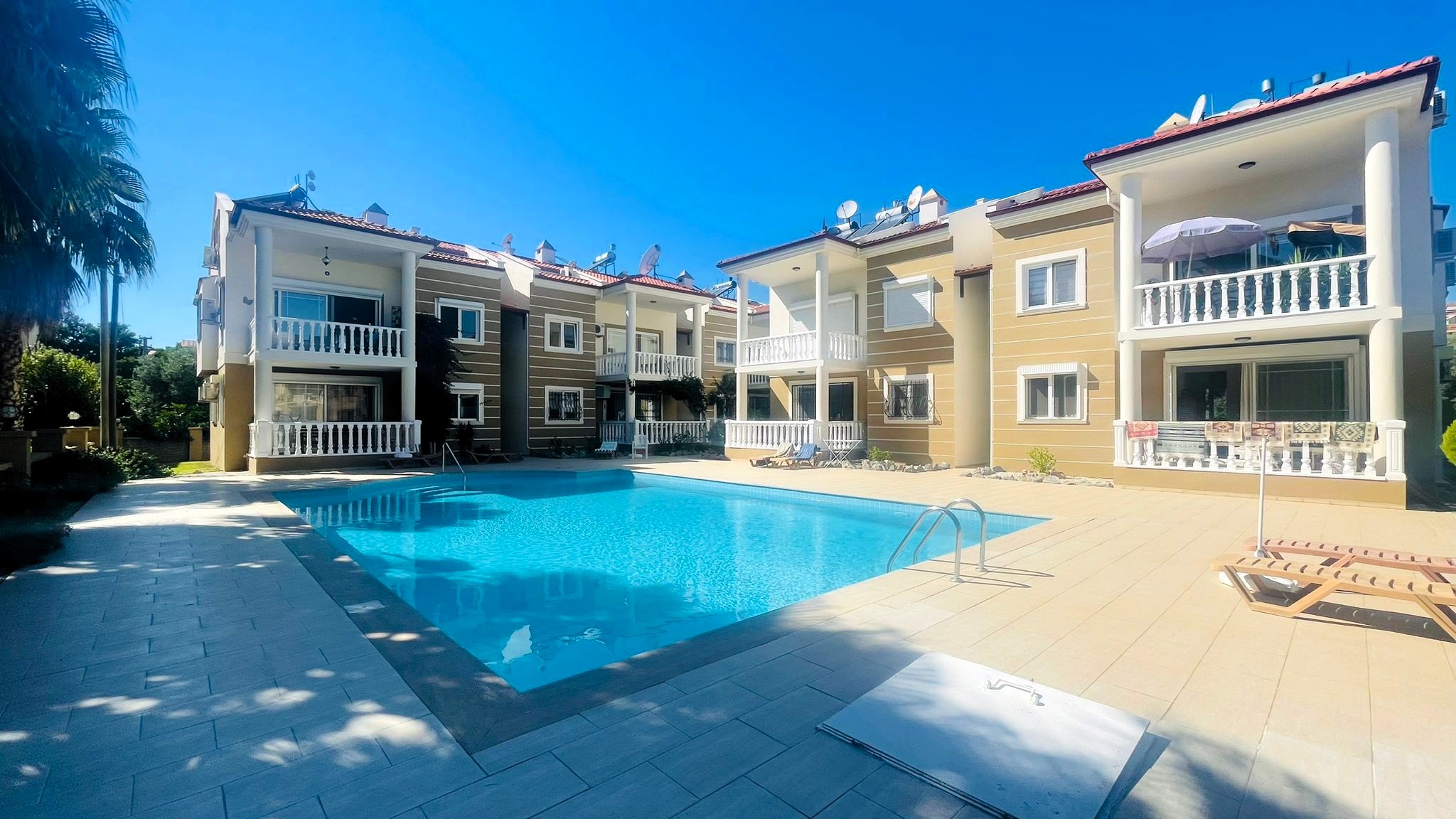 Central Location Apartment in Calis