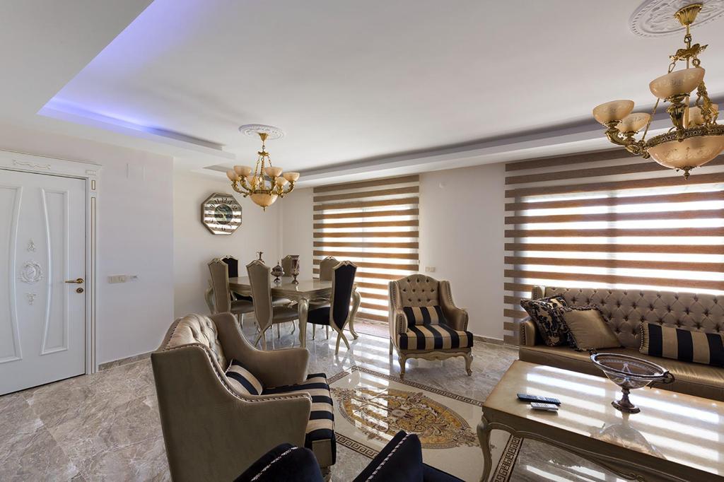 Elegant Luxury Home in Bodrum Slide Image 9