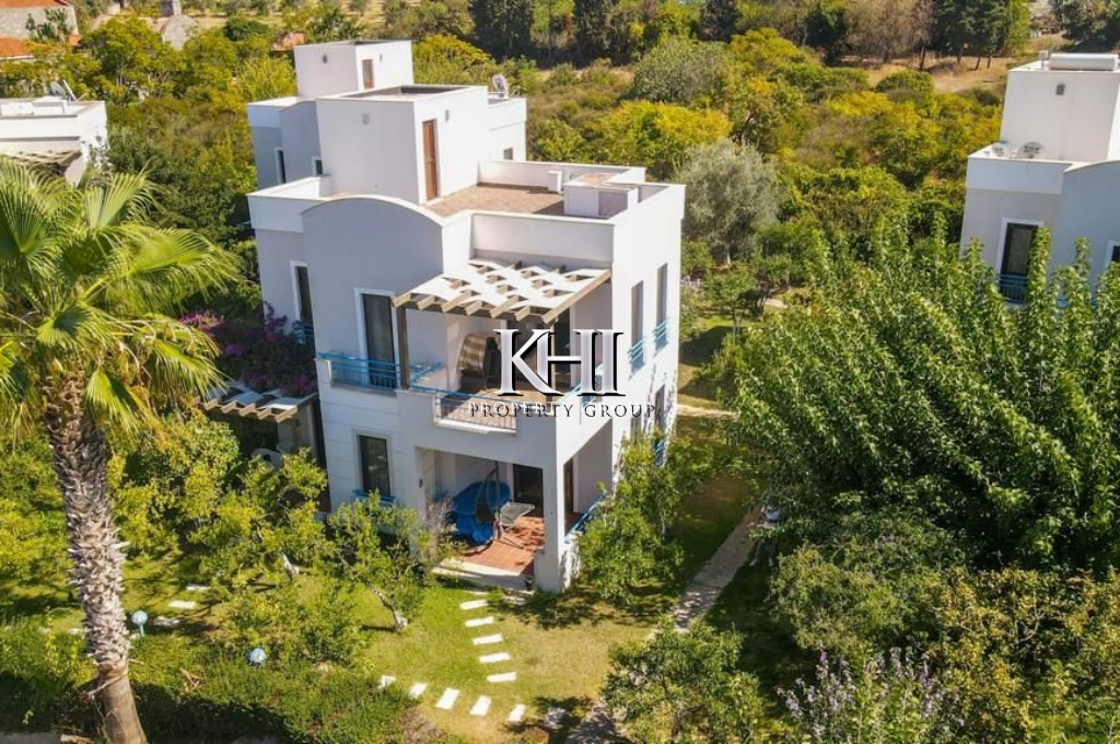 Contemporary Villa in Yalikavak Slide Image 2