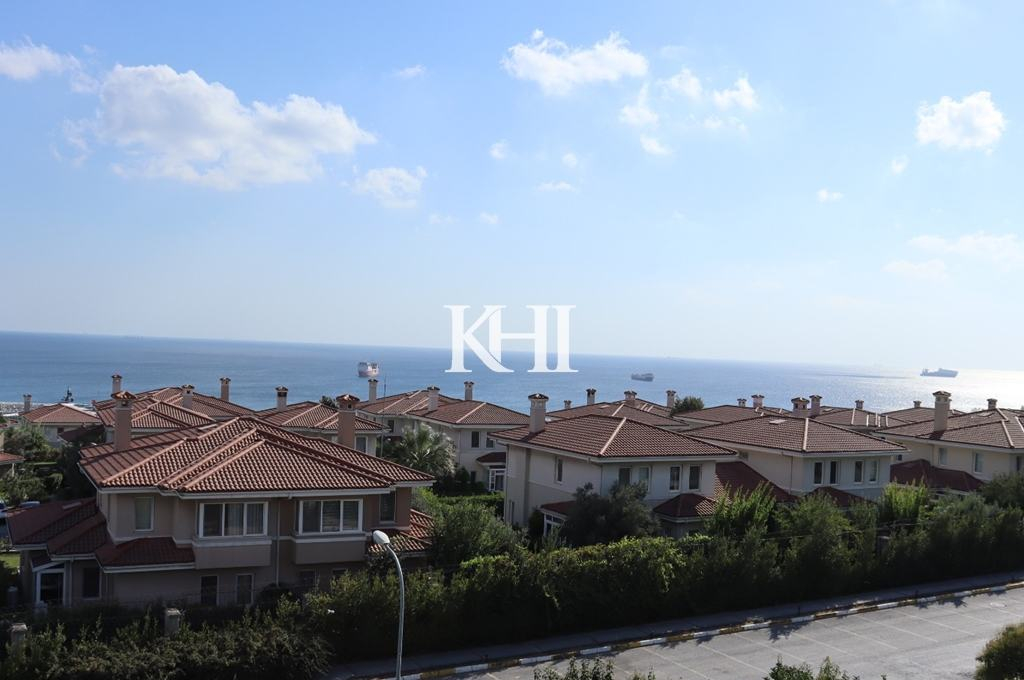 Sea-View Istanbul Villas For Sale Slide Image 18