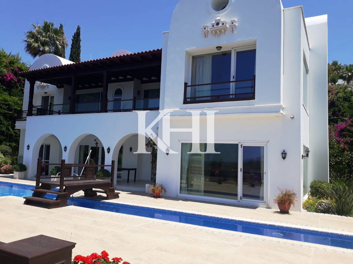 Sea-Front Villa in Bodrum Slide Image 19