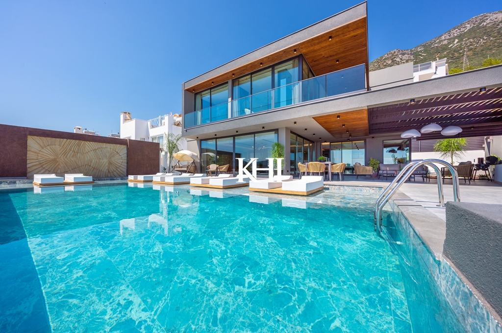 New Ultra Luxury Villa in Kalkan Slide Image 13