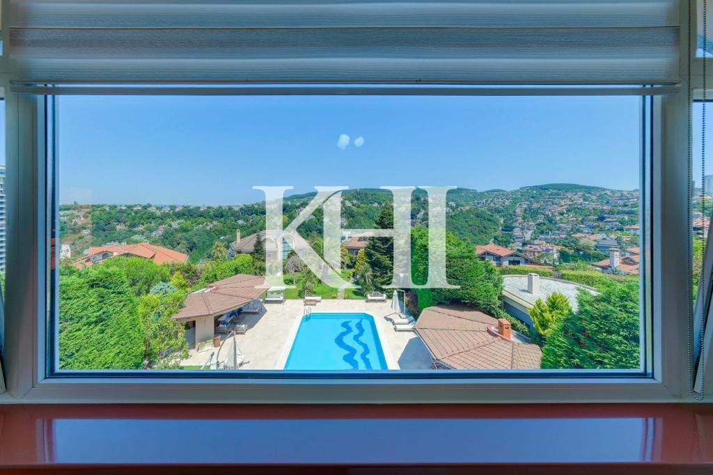 Spacious Luxury Villa in Beykoz Slide Image 25