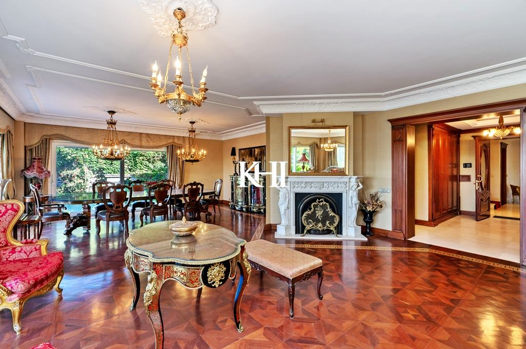 Substantial Luxury Istanbul Mansion Complex For Sale Slide Image 28