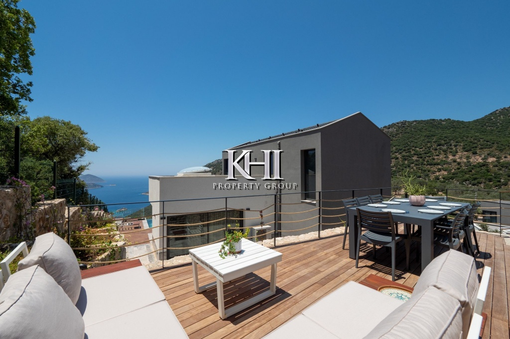 Luxury Villa in Kas Slide Image 3