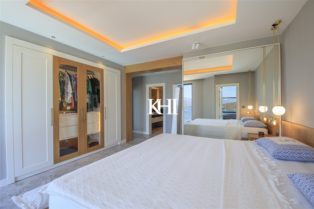 Luxury Sea-View Karagozler Villa Slide Image 17