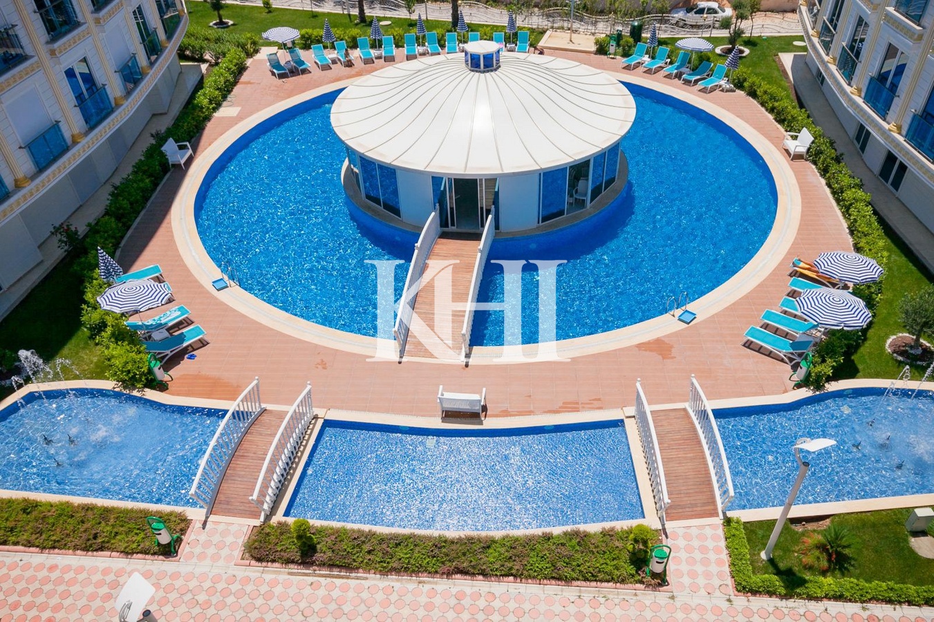 Holiday Apartments in Konyaalti Slide Image 2