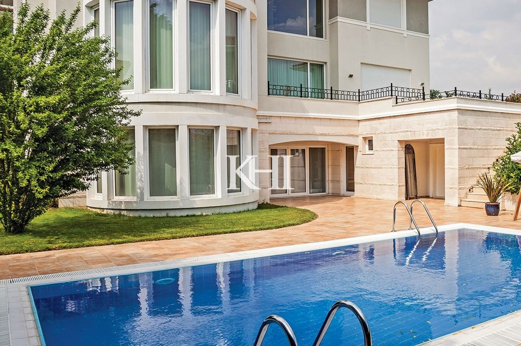 Sea-View Istanbul Villas For Sale Slide Image 6