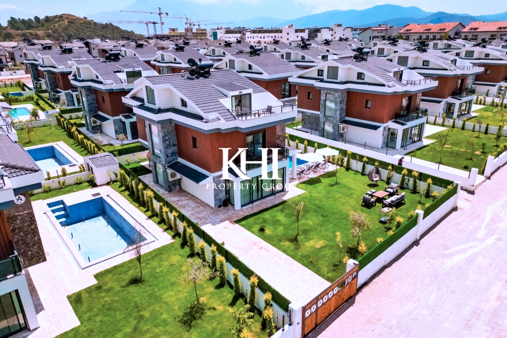 Stylish Luxury Villa in Kargi Slide Image 3
