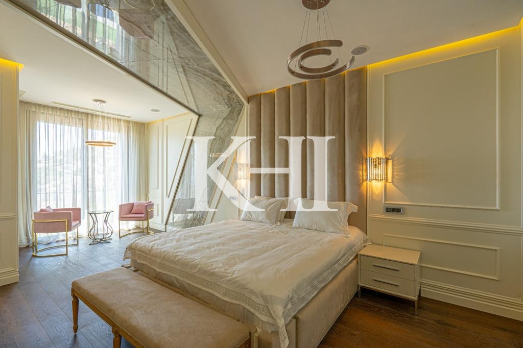 Private Luxury Villa in Konacik Slide Image 34