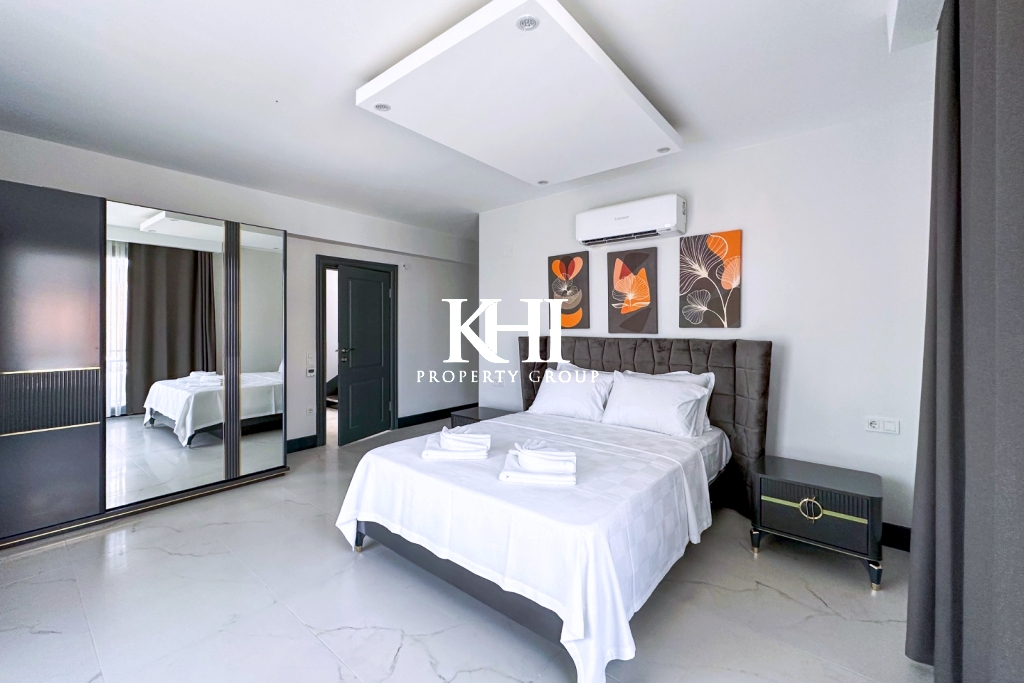 Stylish Luxury Villa in Kargi Slide Image 13