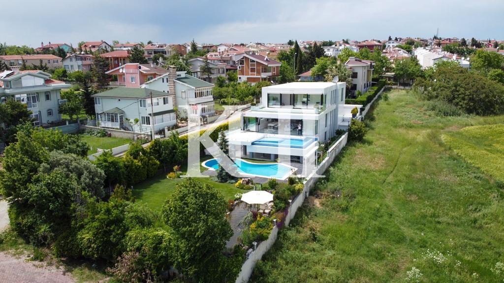 Stunning Private Villa in Istanbul