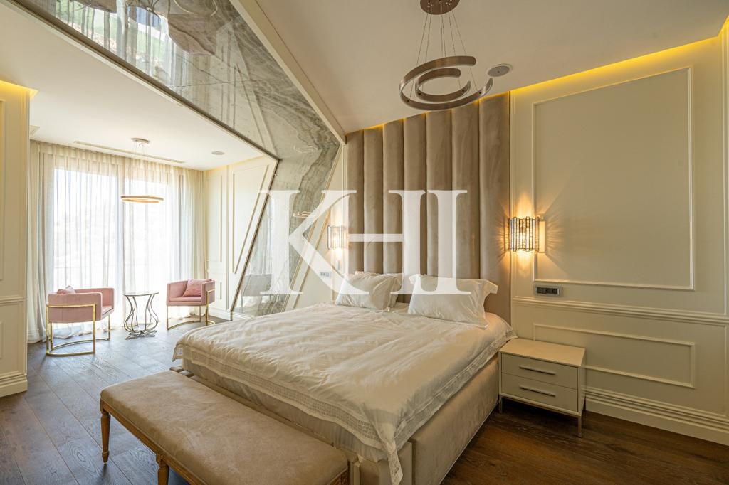 Private Luxury Villa in Konacik Slide Image 33