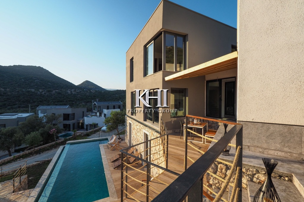 Luxury Villa in Kas Slide Image 4