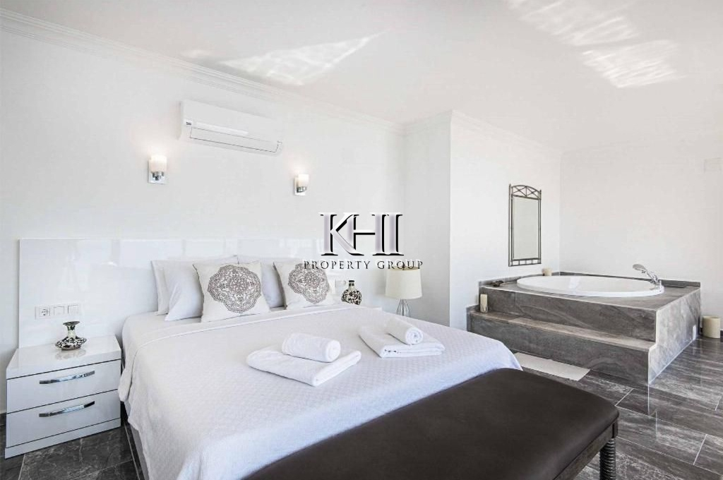 Stunning Sea-View Villa in Kalkan Slide Image 19