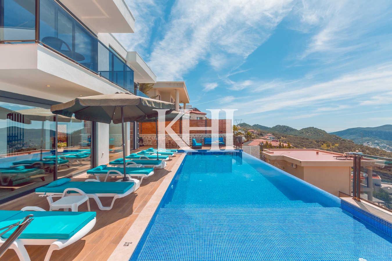 Luxury Panoramic Sea-View Villa