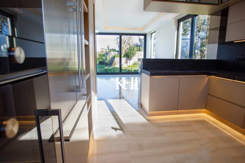 Luxury Modern Villas in Bodrum Slide Image 10