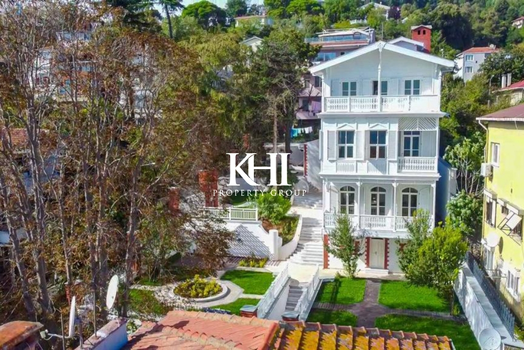 Luxury 4-Storey House in Istanbul Slide Image 2
