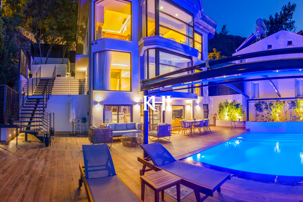 Luxury Sea-View Karagozler Villa Slide Image 6