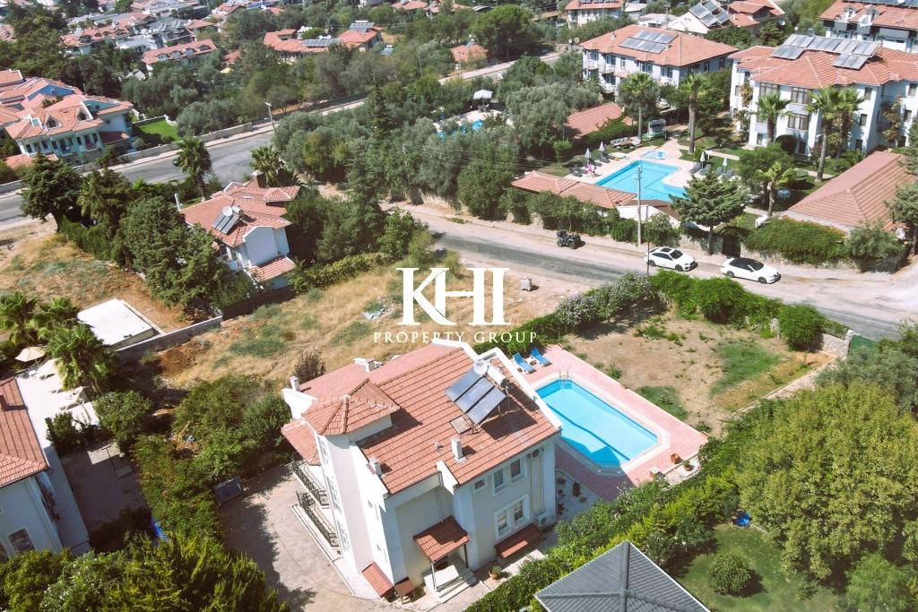 Large Plot Villa in Ovacik Slide Image 7