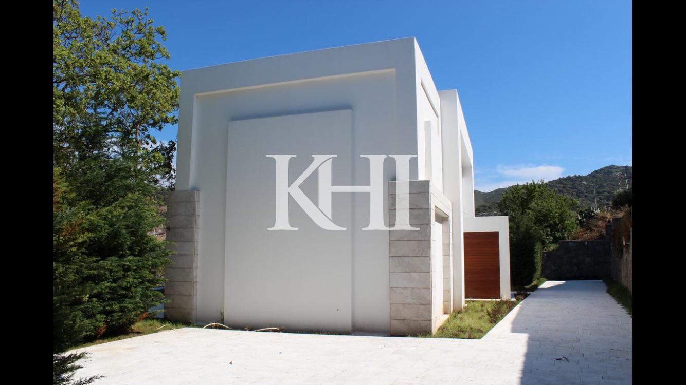 Private Modern Villa in Yalıkavak Slide Image 4