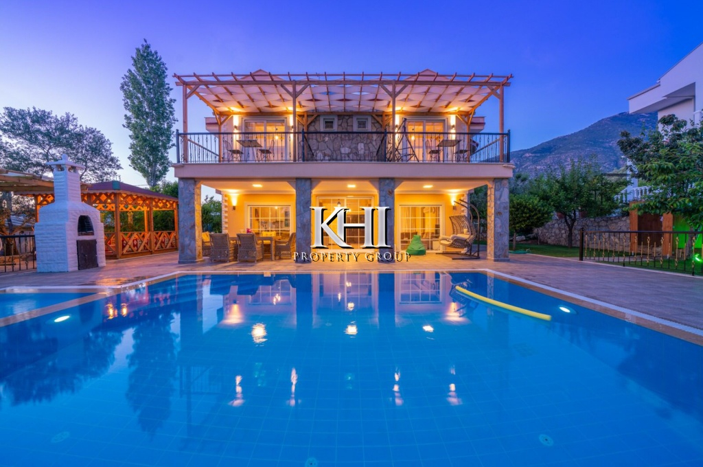 Contemporary Villa in Ovacik Slide Image 2