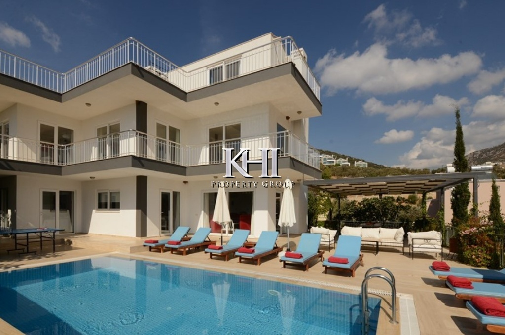 Contemporary Villa in Ortaalan Kalkan Slide Image 11
