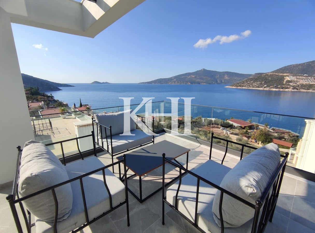 Modern Luxury Villa in Kalkan Slide Image 7