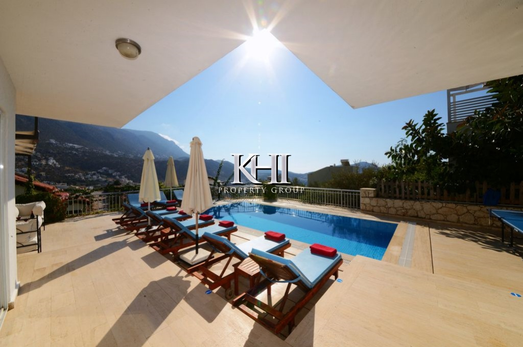 Contemporary Villa in Ortaalan Kalkan Slide Image 5