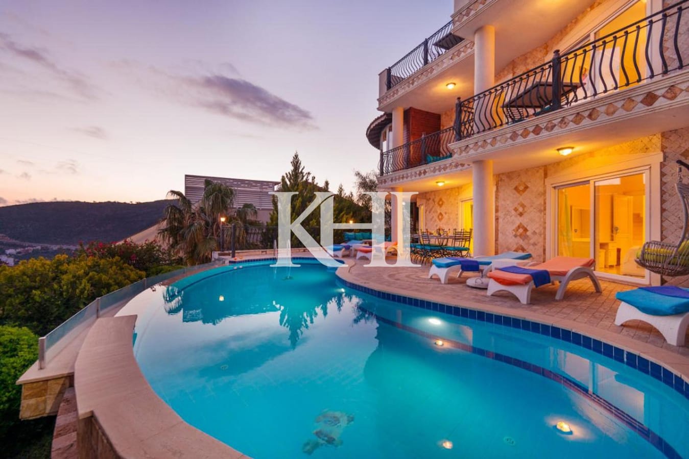 Detached Villa in Kiziltas Slide Image 25