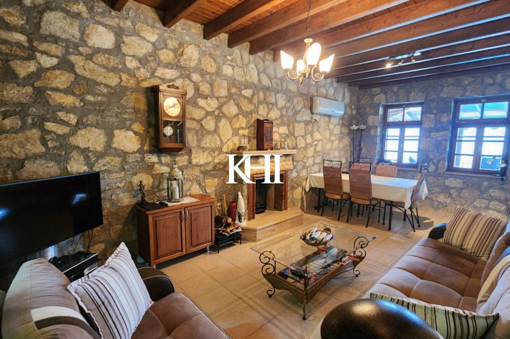 Uzumlu Villa with Stunning Views Slide Image 7