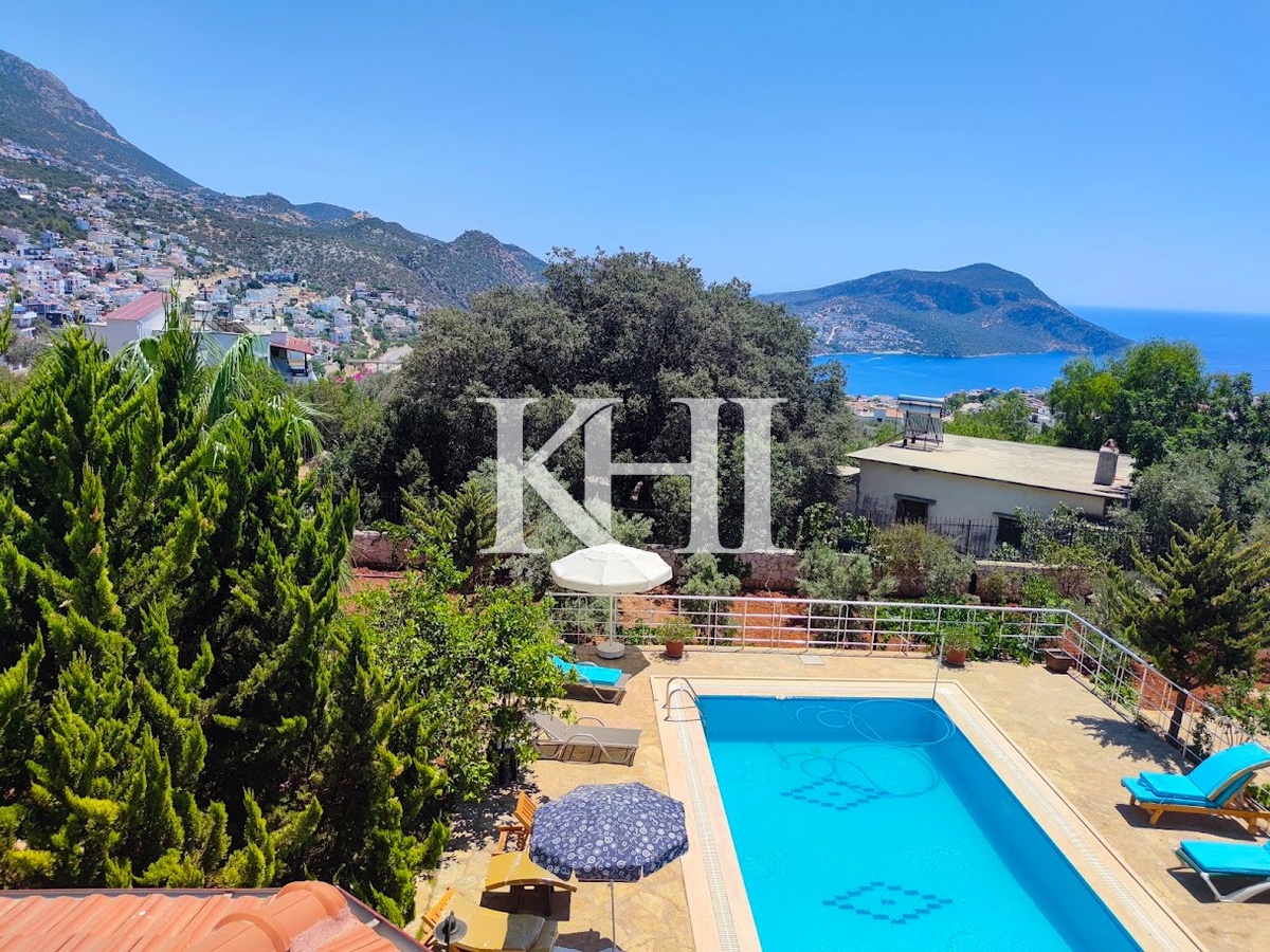 Spacious Luxury Villas in Kalkan Slide Image 2