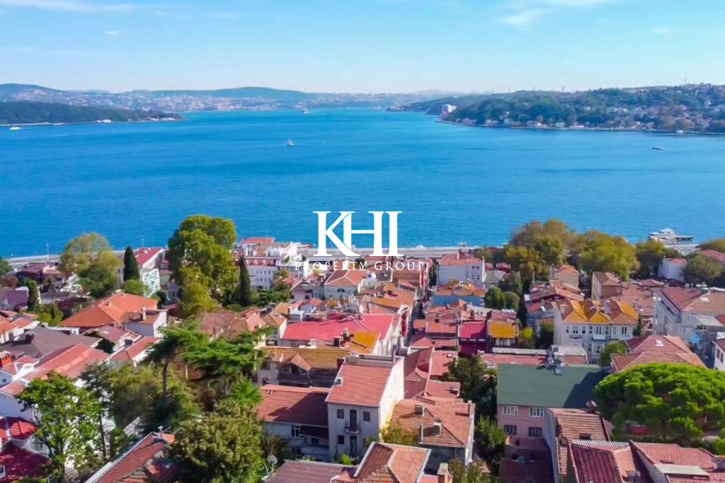 Luxury 4-Storey House in Istanbul Slide Image 1