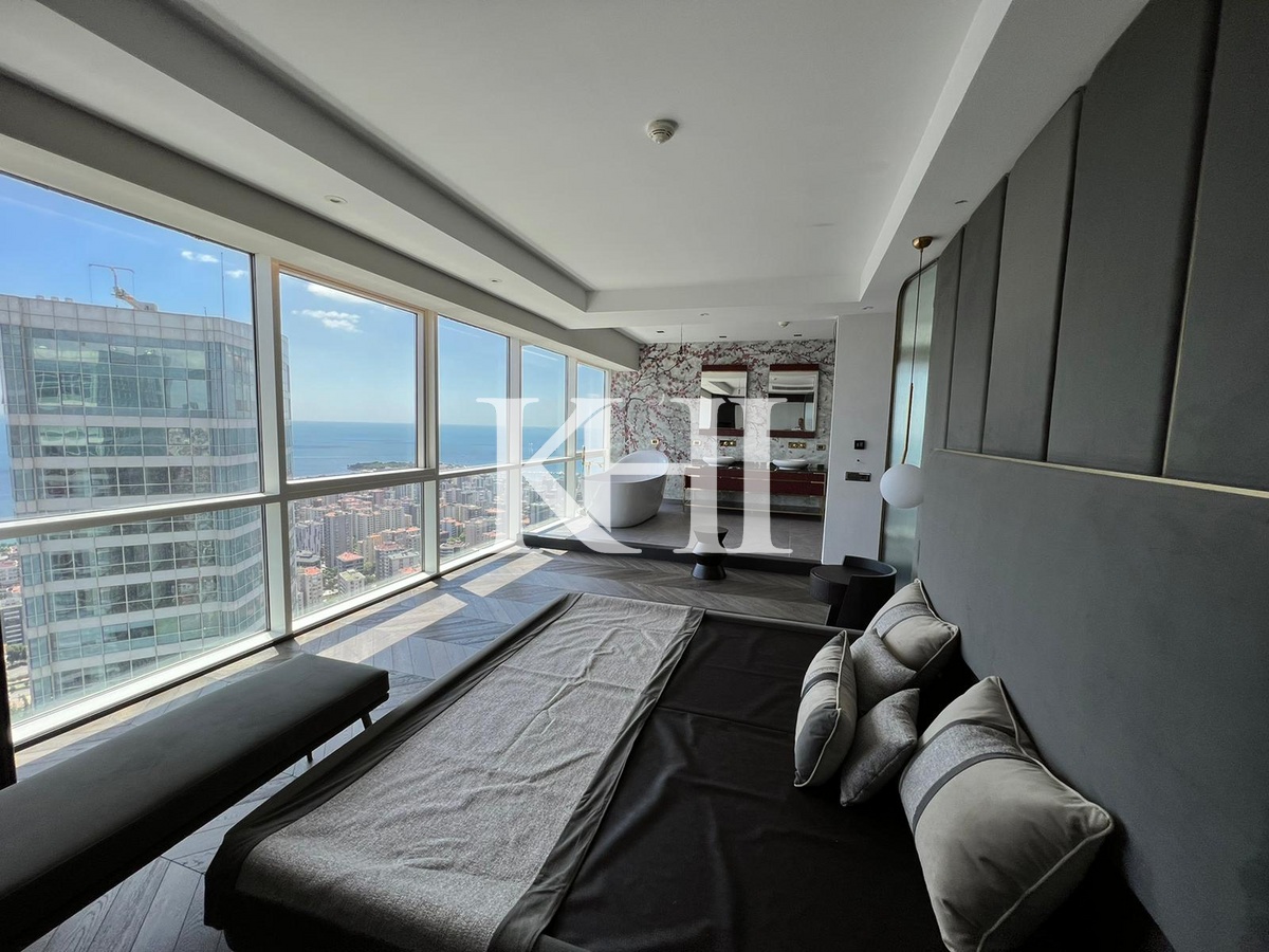 Luxury Penthouse in Istanbul Slide Image 32