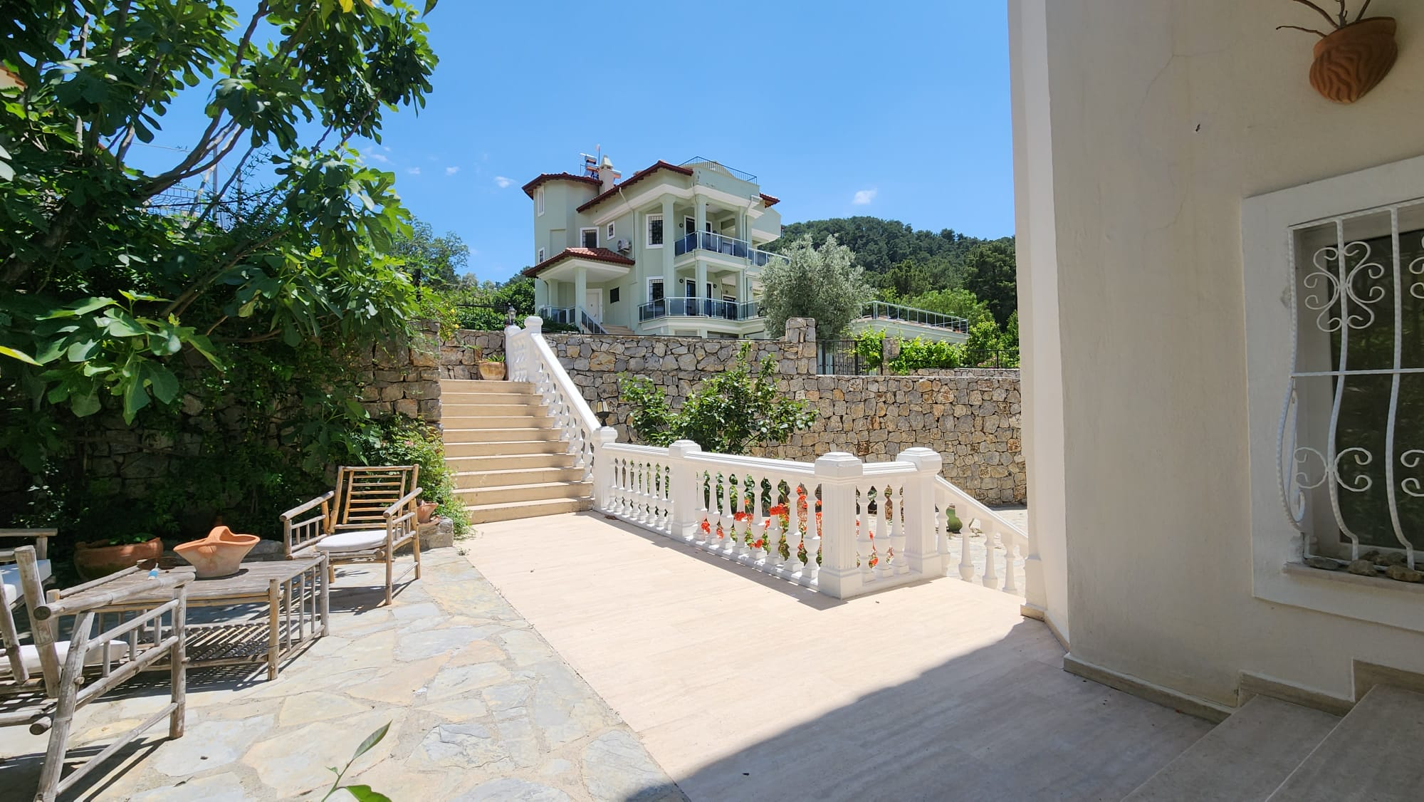 Spacious Uzumlu Mountain-View Villa Slide Image 5