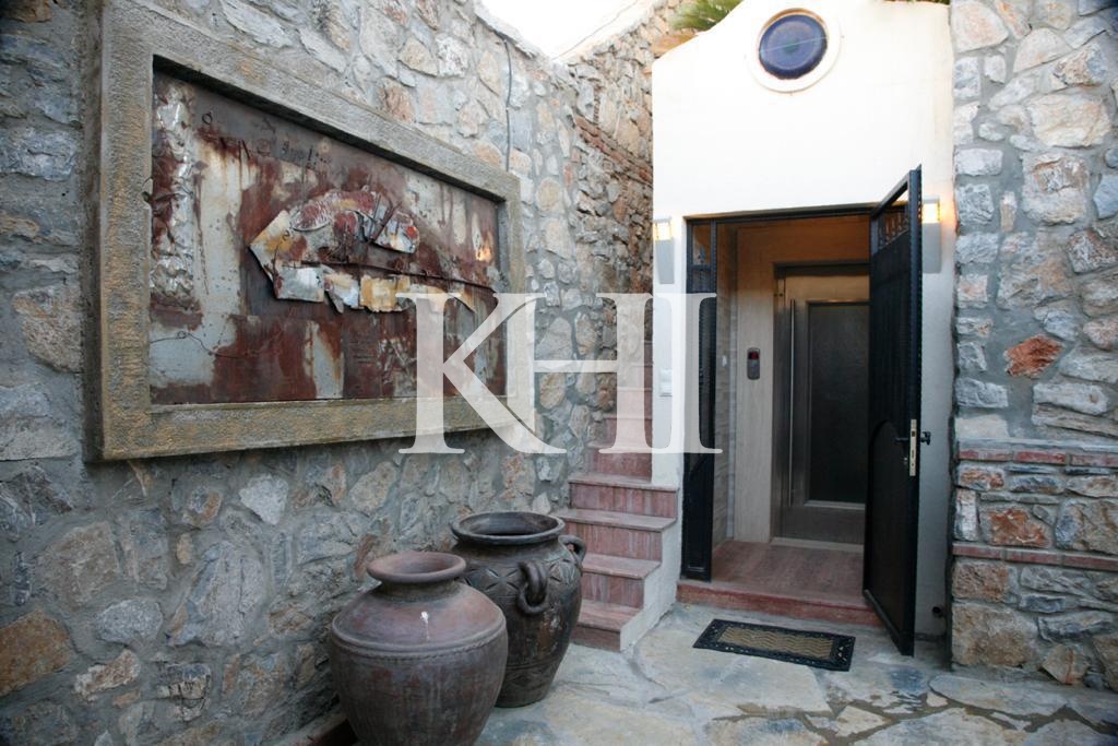 Private Triplex Villa in Bodrum Slide Image 1