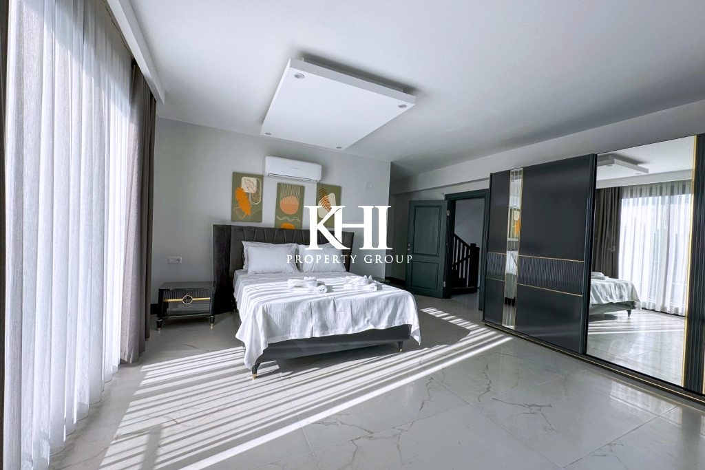 Stylish Luxury Villa in Kargi Slide Image 17