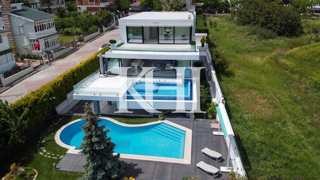 Stunning Private Villa in Istanbul Slide Image 13