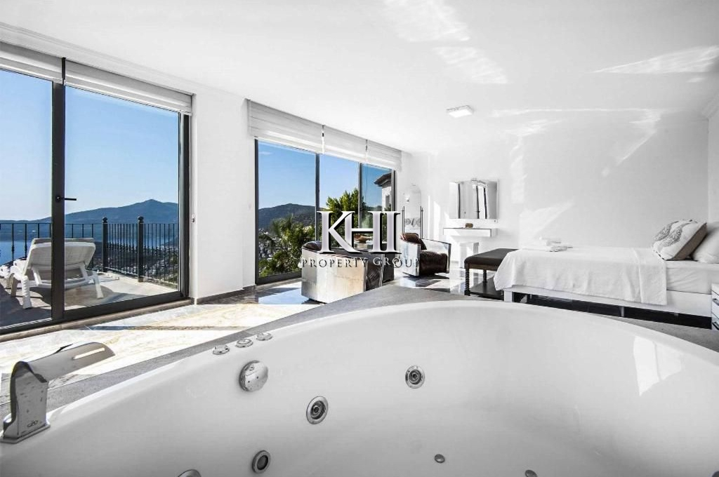 Stunning Sea-View Villa in Kalkan Slide Image 13