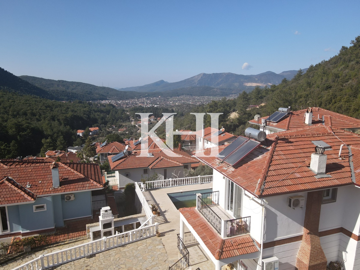 Panoramic Mountain View Villa Slide Image 59