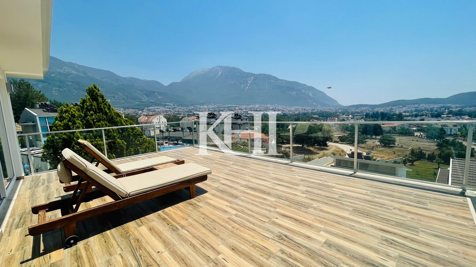 Stunning Luxury Villa in Ovacik Slide Image 22