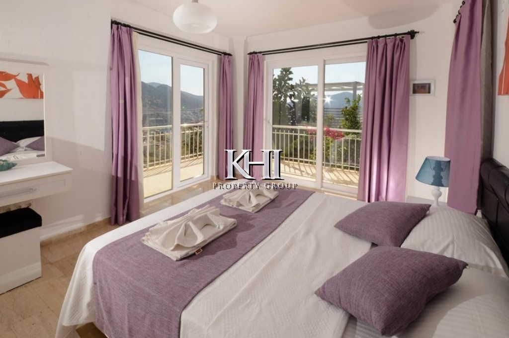 Contemporary Villa in Ortaalan Kalkan Slide Image 18