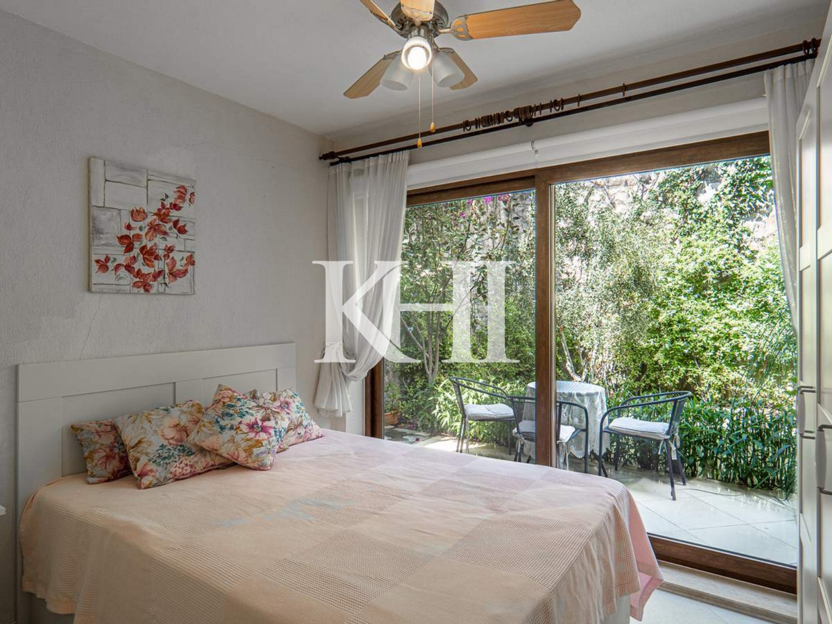 Luxury 5-Bedroom Villa in Bodrum Slide Image 10