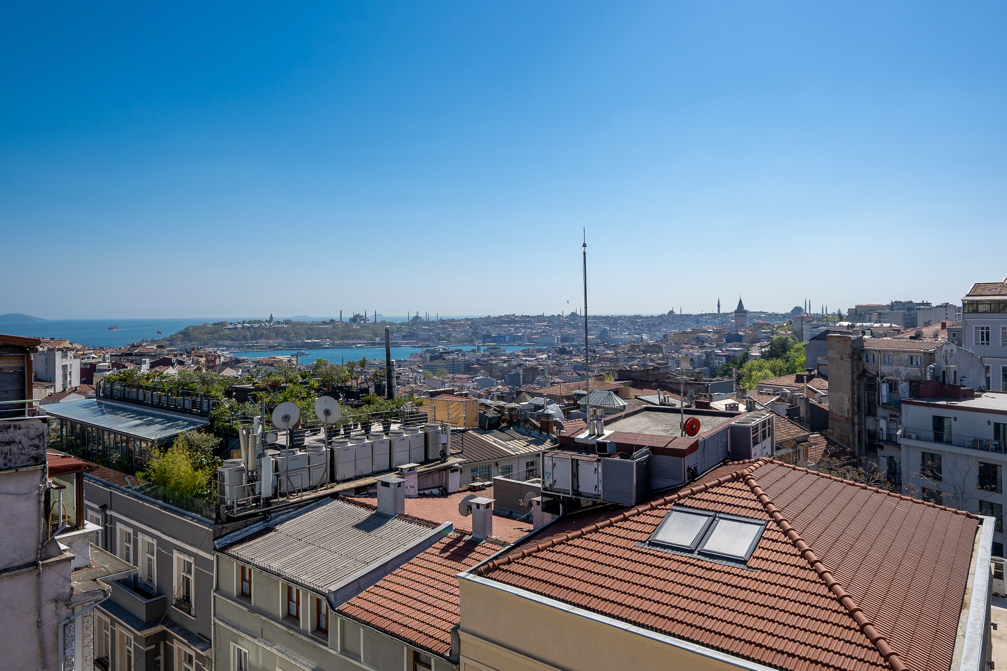Central Istanbul Loft Apartment Slide Image 2